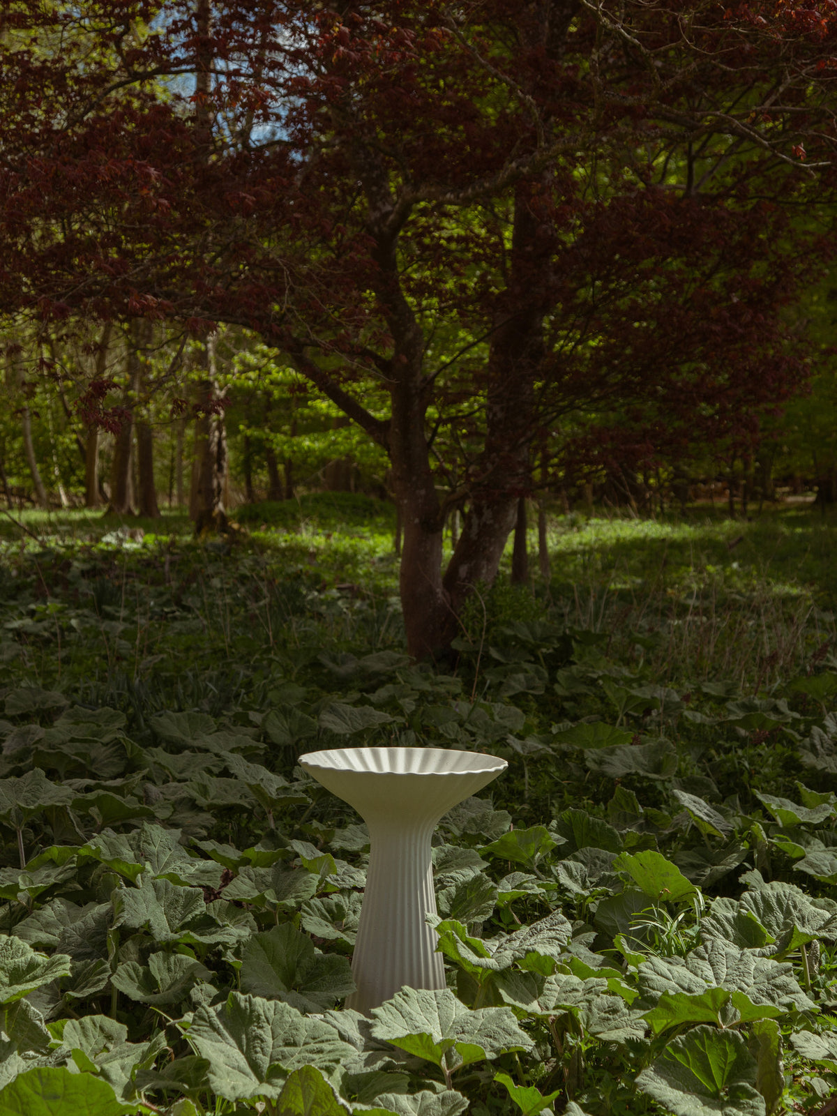 Fountain Sockel Outdoor in Ivory präsentiert im Onlineshop von KAQTU Design AG. Outdoor-Regal ist von Ferm Living