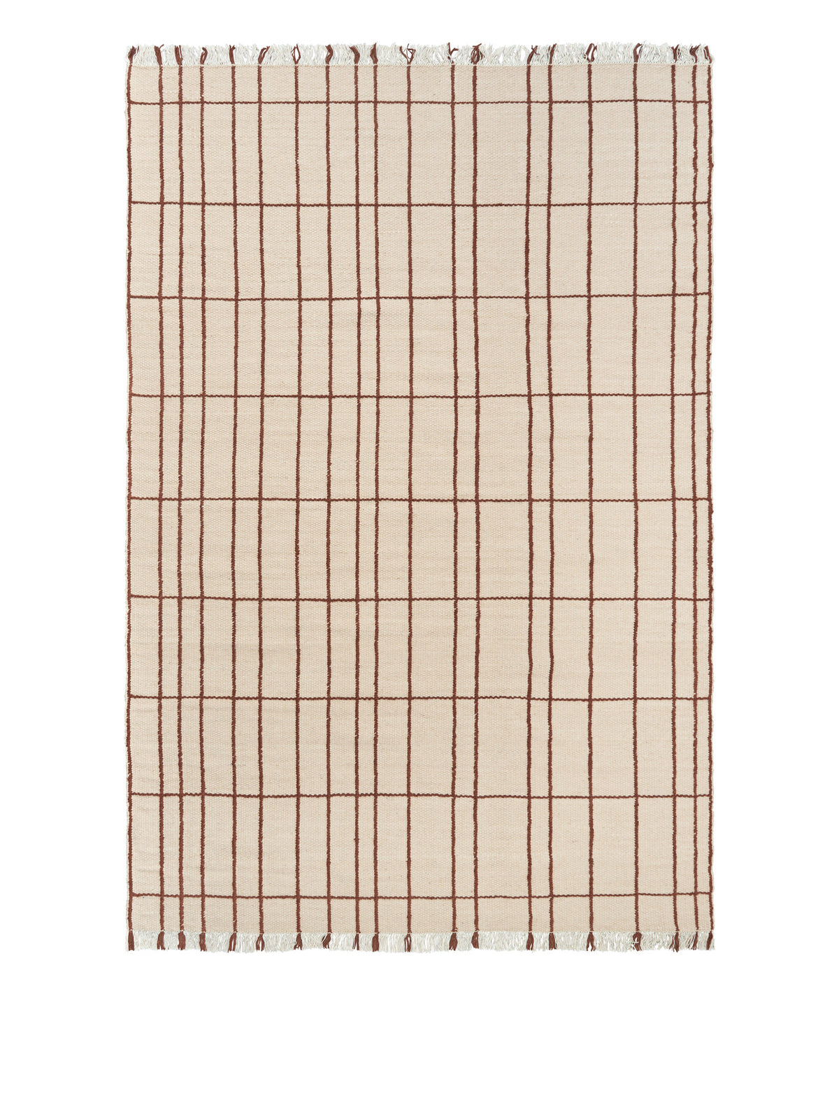 Flachgewebter Sen Teppich von Ferm Living in Parchment/Chestnut mit Karomuster, Reliefstruktur und Fransen an den Kanten, aus Wolle und Baumwolle.