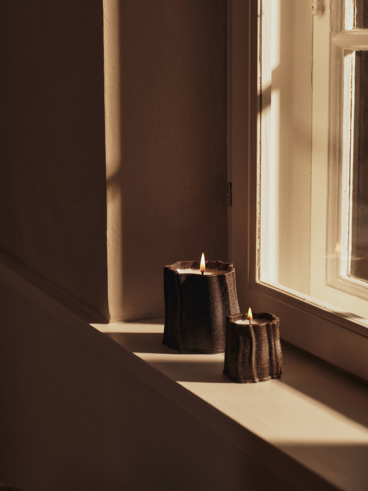 Rylith Scented Candles H6 Set of 3 in Multi präsentiert im Onlineshop von KAQTU Design AG. Kerzen ist von Ferm Living