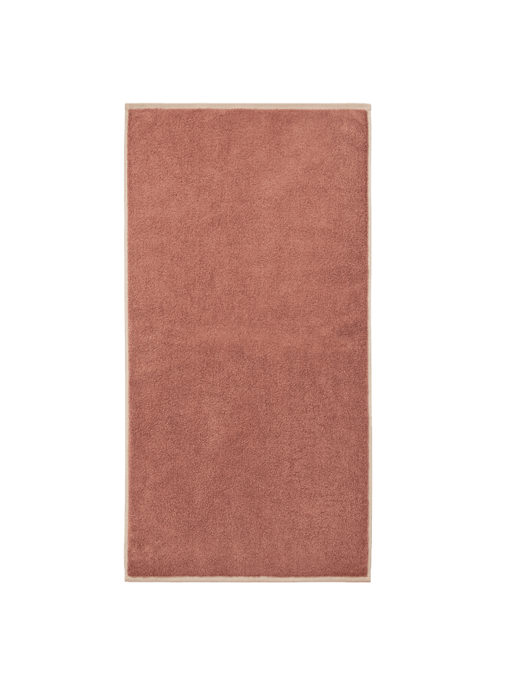 Ekko Handtuch  in Mocha/Cashmere präsentiert im Onlineshop von KAQTU Design AG. Handtuch ist von Ferm Living