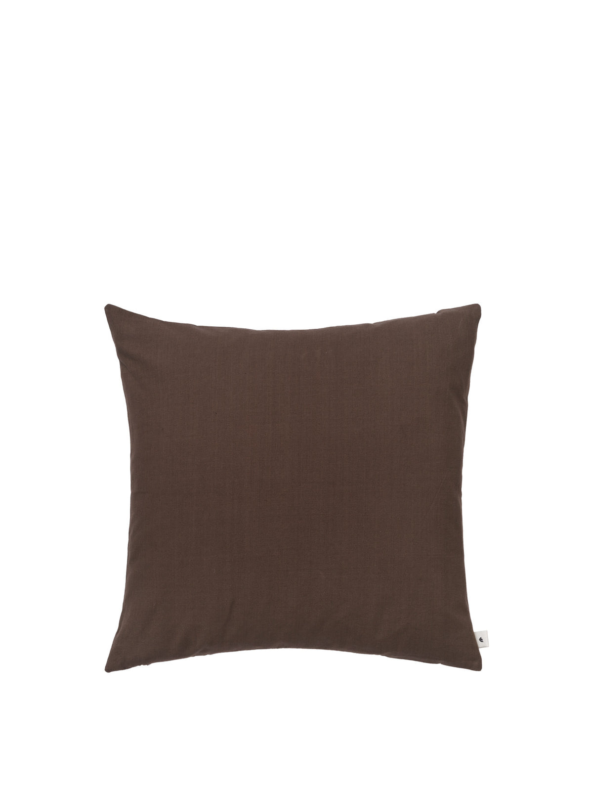 Sen Kissen in Dark Chocolate präsentiert im Onlineshop von KAQTU Design AG. Deko Kissen ist von Ferm Living