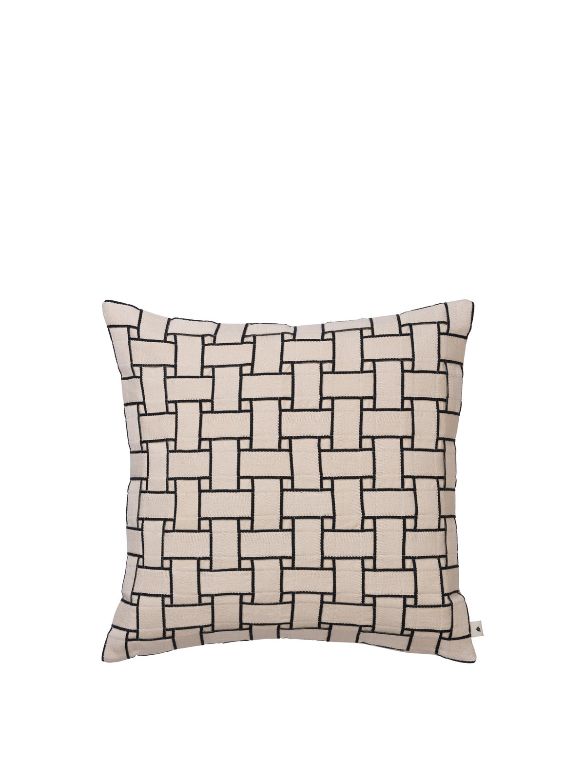 Lattice Kissen in Off-white/Black präsentiert im Onlineshop von KAQTU Design AG. Deko Kissen ist von Ferm Living