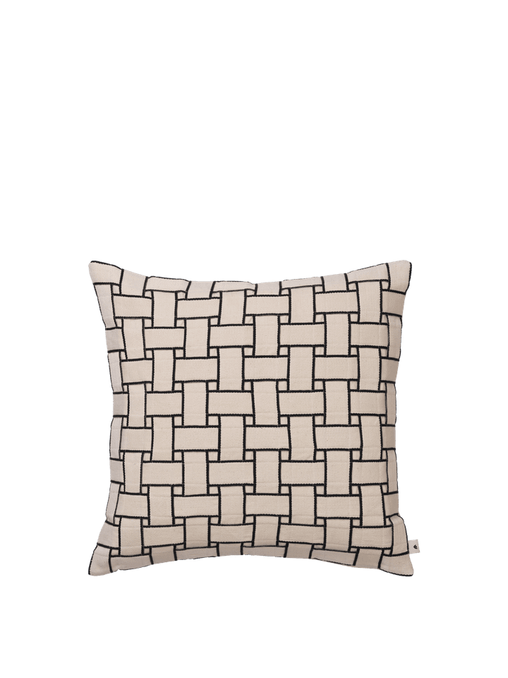 Lattice Kissen  in Off-white/Black präsentiert im Onlineshop von KAQTU Design AG. Deko Kissen ist von Ferm Living