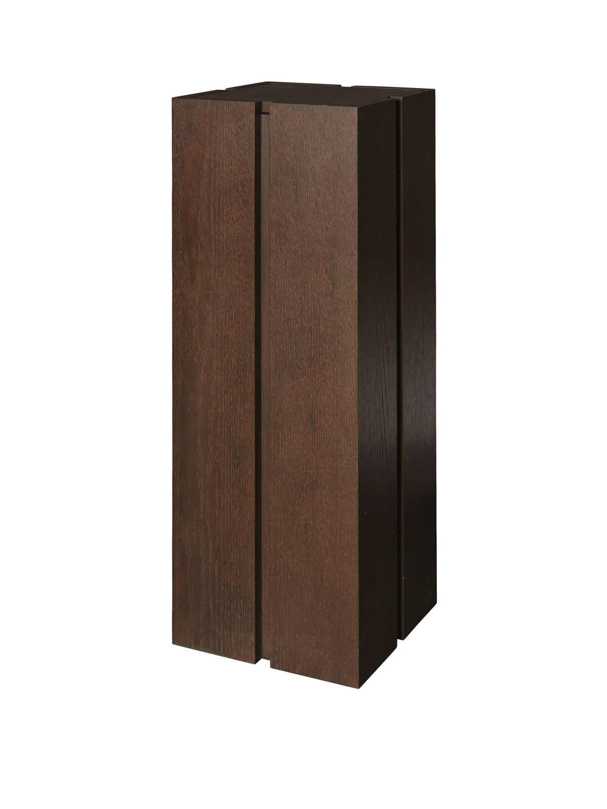 Parcel Podest H90 in Dunkel gebeizt präsentiert im Onlineshop von KAQTU Design AG. Podest ist von Ferm Living
