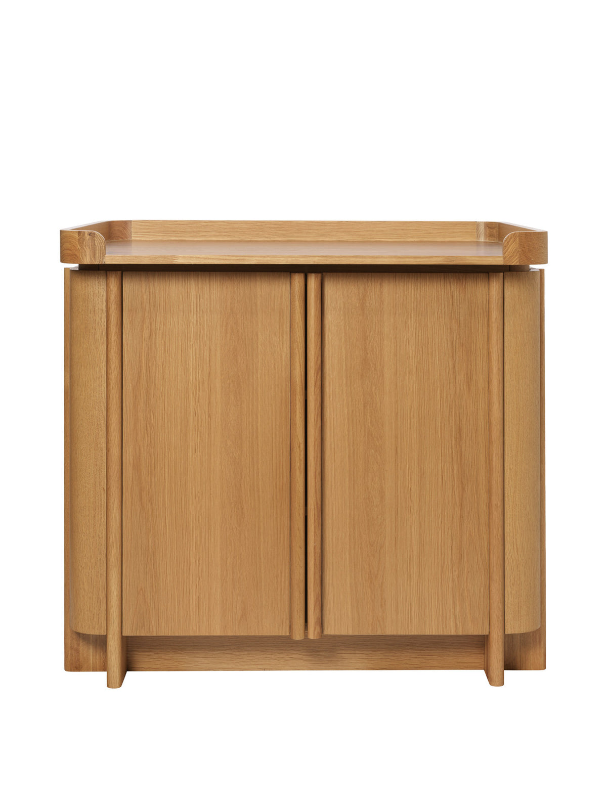 Tilu Wickeltisch in Natur Eiche präsentiert im Onlineshop von KAQTU Design AG. Kommode ist von Ferm Living