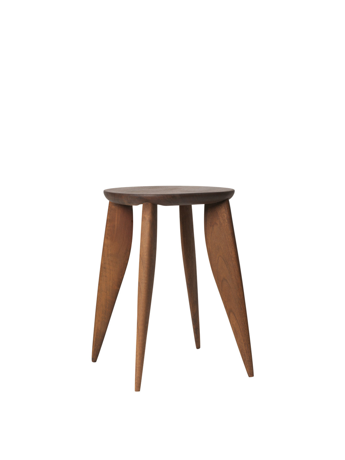 Feve Beistelltisch in Walnut präsentiert im Onlineshop von KAQTU Design AG. Beistelltisch ist von Ferm Living