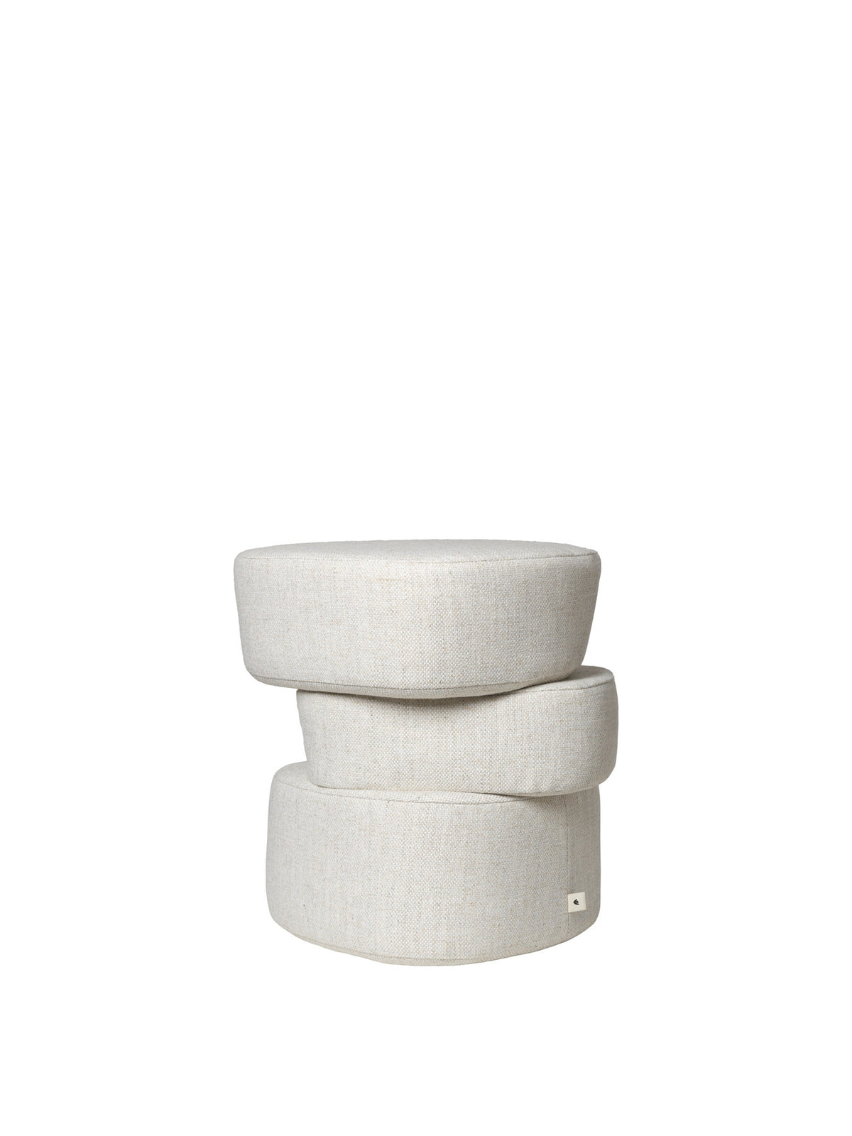 Plyo Pouf Staple in Off-White präsentiert im Onlineshop von KAQTU Design AG. Pouf ist von Ferm Living
