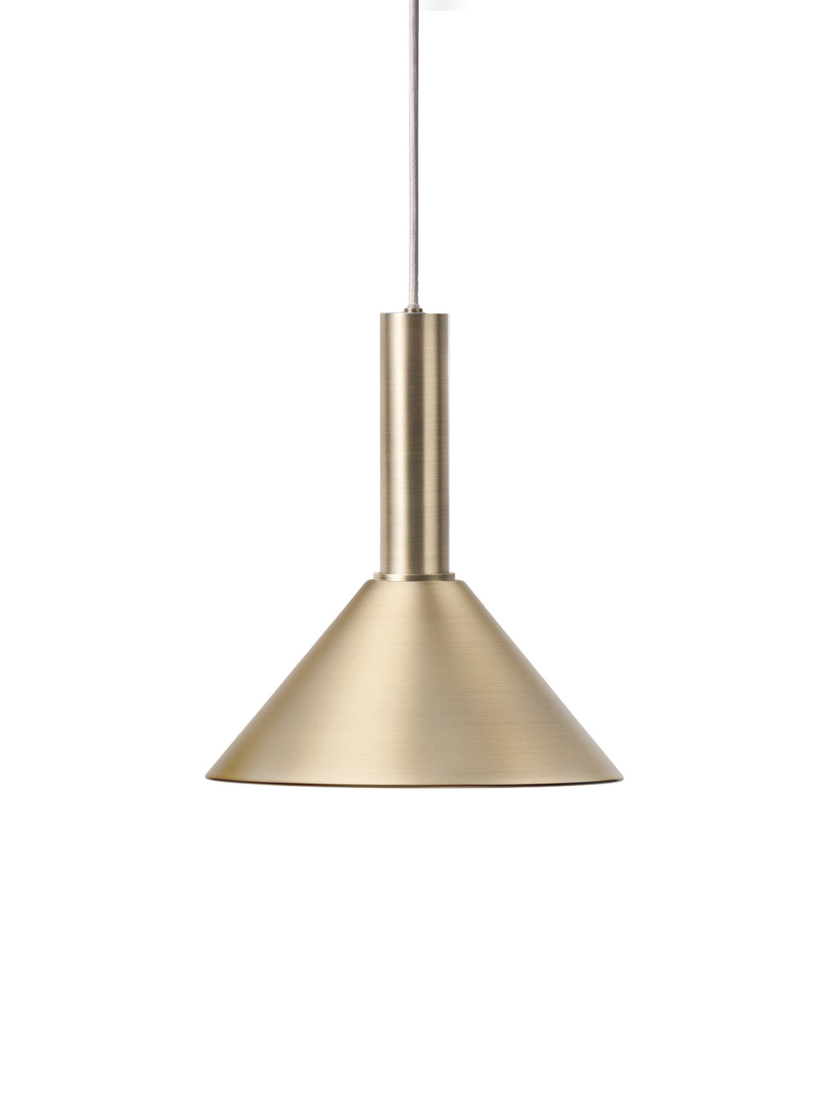 Collect Pendellampe hoch in Messing präsentiert im Onlineshop von KAQTU Design AG. Pendelleuchte ist von Ferm Living
