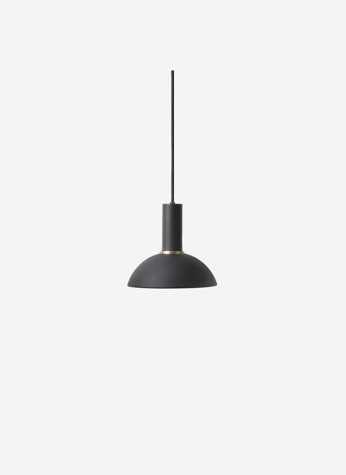 Collect Pendellampe tief in Schwarz präsentiert im Onlineshop von KAQTU Design AG. Pendelleuchte ist von Ferm Living