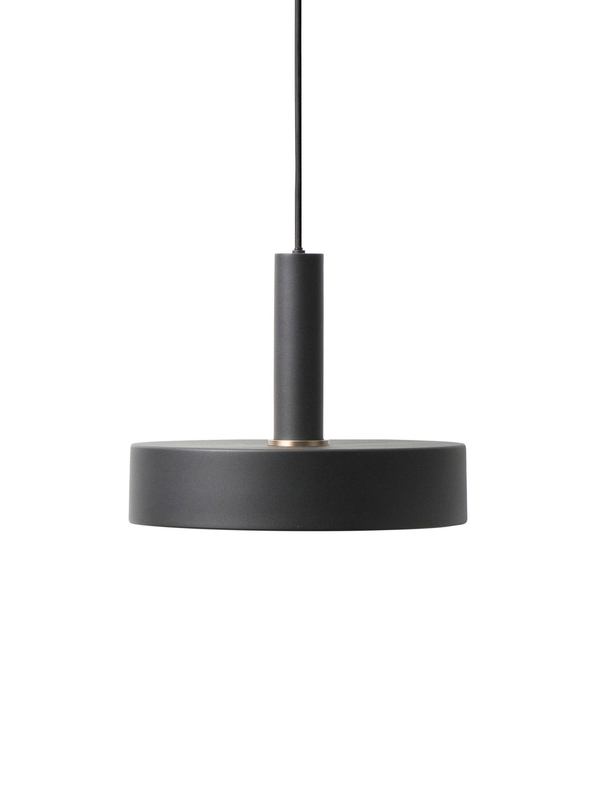 Collect Pendellampe hoch in Schwarz präsentiert im Onlineshop von KAQTU Design AG. Pendelleuchte ist von Ferm Living