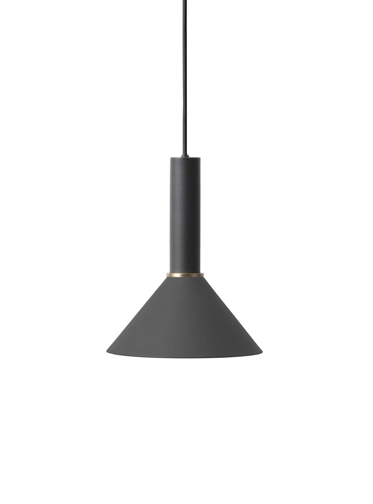 Collect Pendellampe hoch in Schwarz präsentiert im Onlineshop von KAQTU Design AG. Pendelleuchte ist von Ferm Living