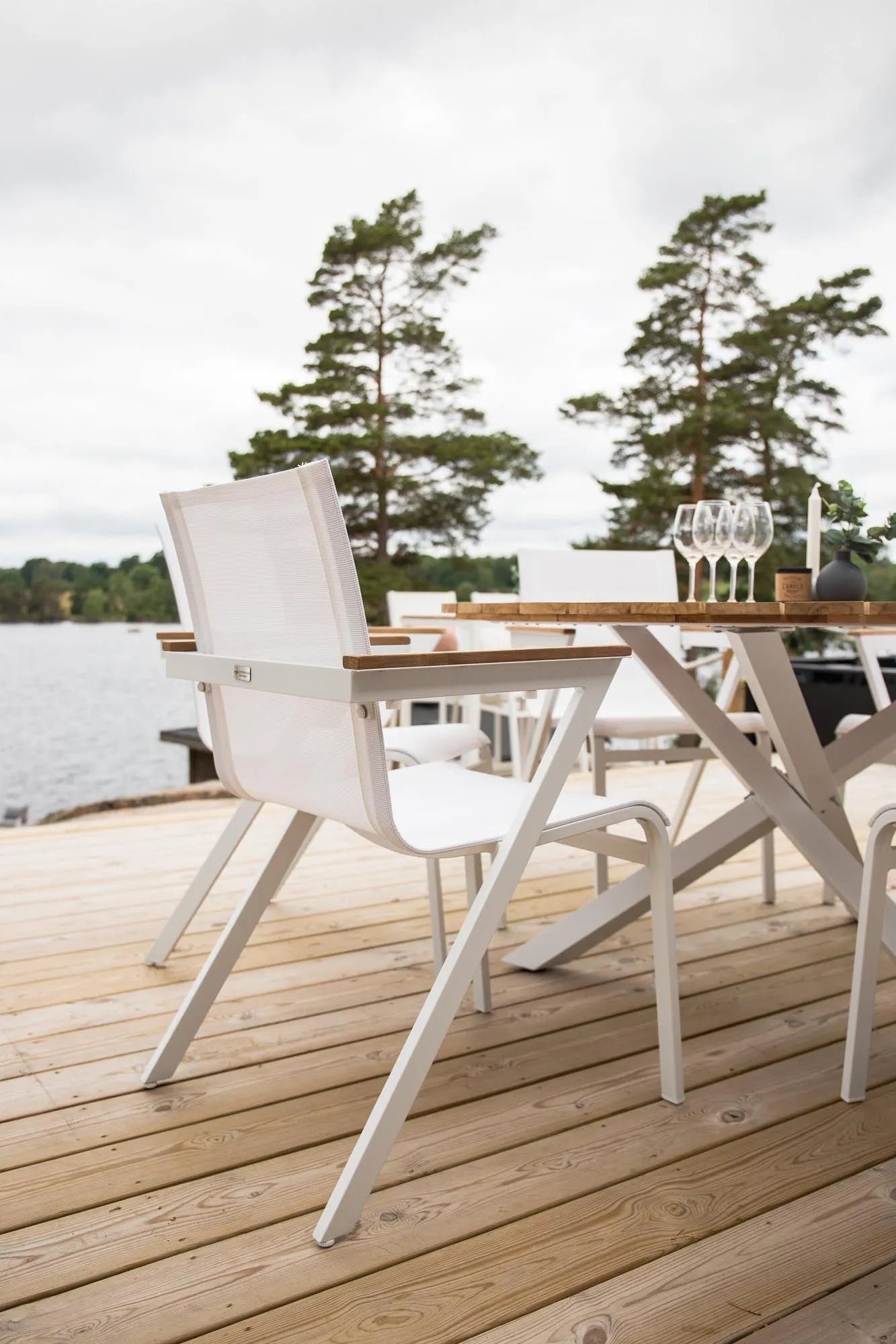 Robustes Mexiko Tischset für 6, perfekt für Garten und Terrasse.