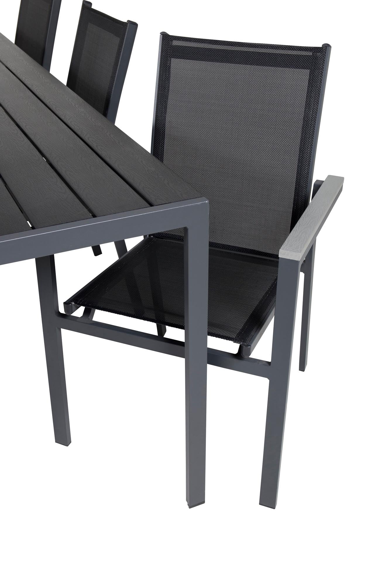 Break Gartentisch + Parma Arm Stuhl (stapelbar) in Schwarz präsentiert im Onlineshop von KAQTU Design AG. Gartentischset ist von Venture Home