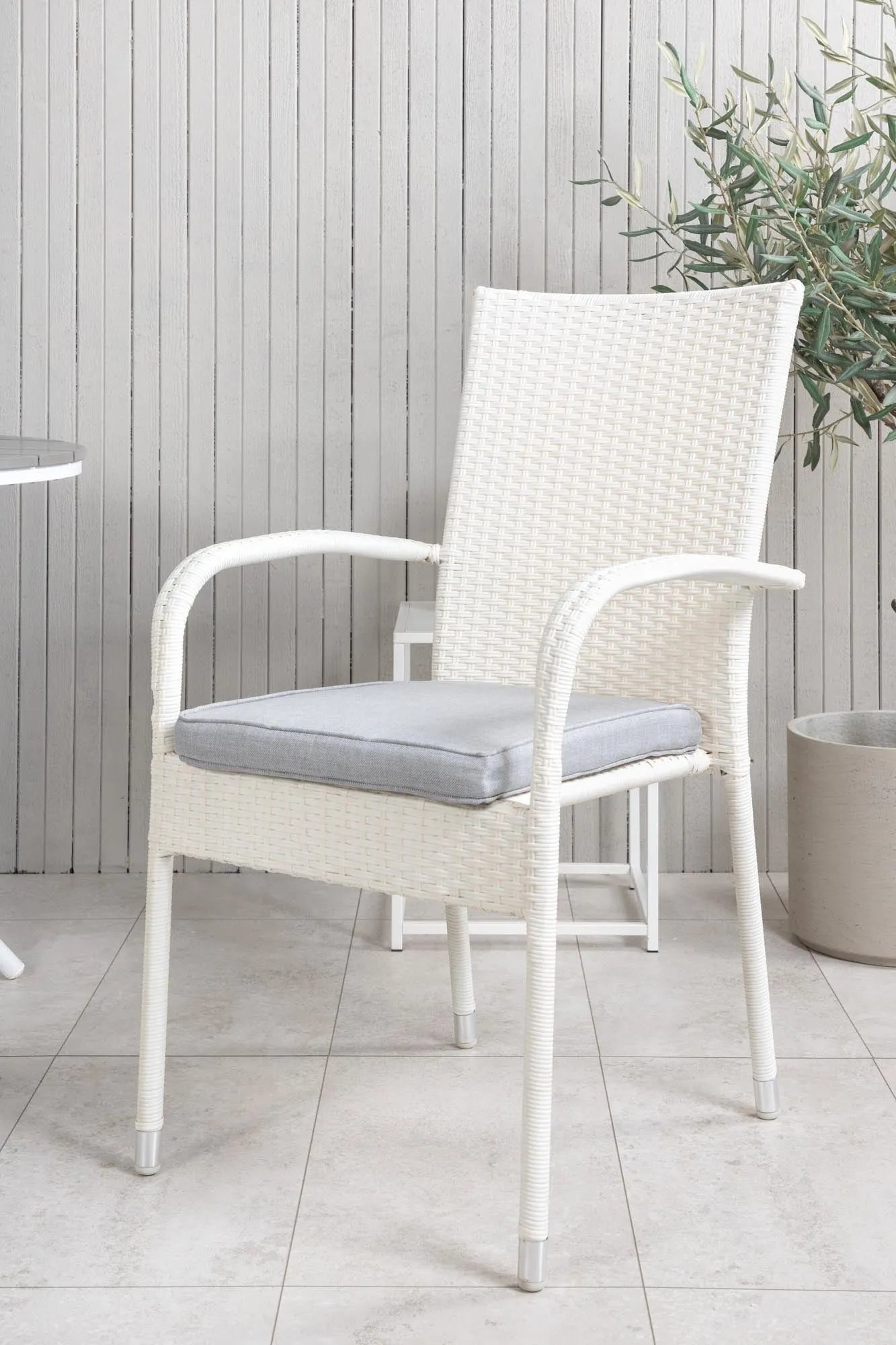 Venture Home Parma Set: Robustes Design für Terrasse & Garten.