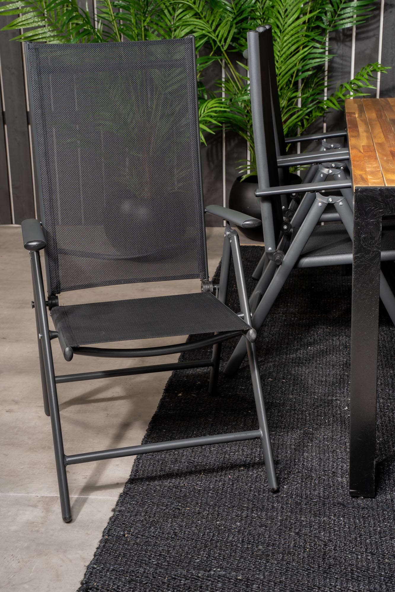 Bois Outdoor-Tischset + Break 205cm/6St. in Schwarz präsentiert im Onlineshop von KAQTU Design AG. Gartentischset ist von Venture Home