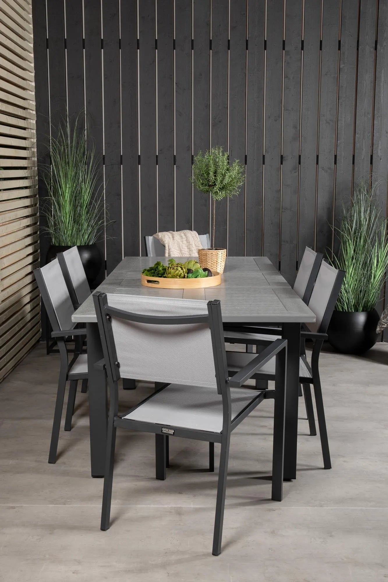 Venture Home Albany: Flexibles Outdoor-Set mit ausziehbarem Tisch.