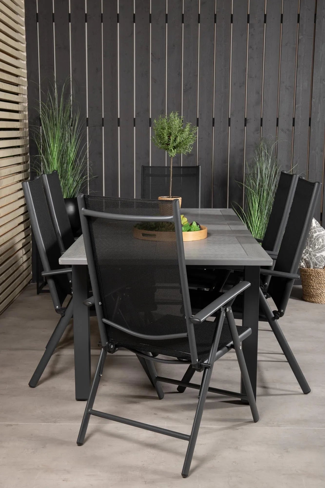 Venture Home Albany: Flexibles Outdoor-Set für gesellige Abende.