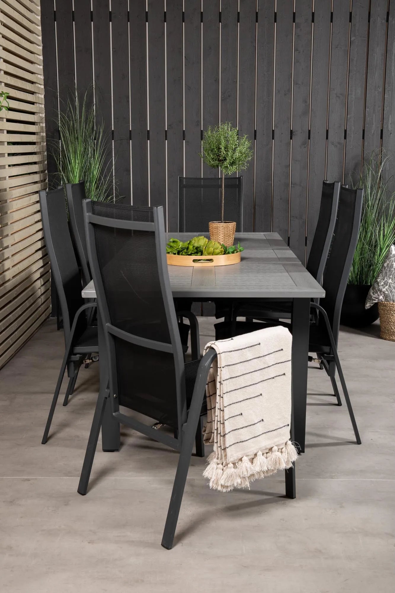 Venture Home Albany: Flexibles Outdoor-Set mit ausziehbarem Tisch.