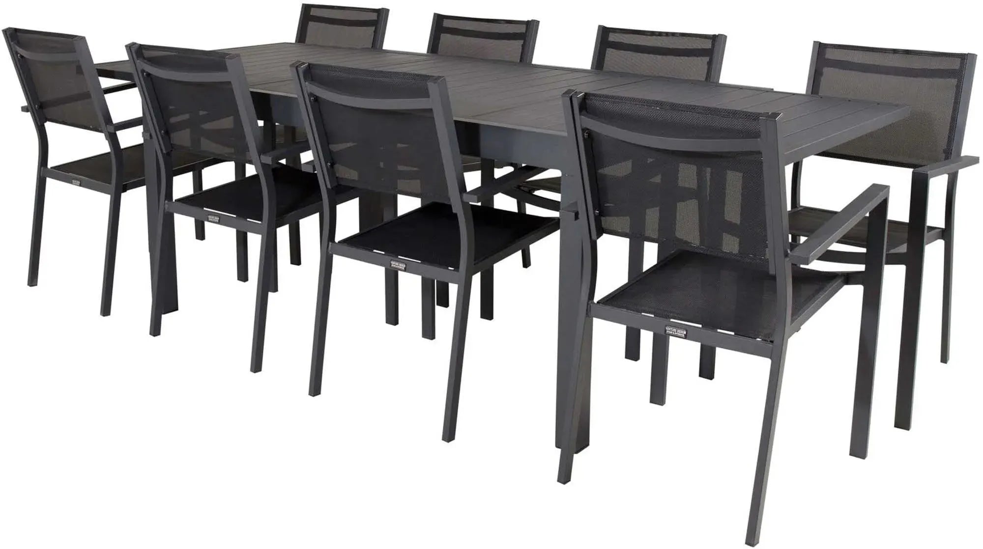 Elegantes, ausziehbares Tischset für luxuriöse Outdoor-Erlebnisse.