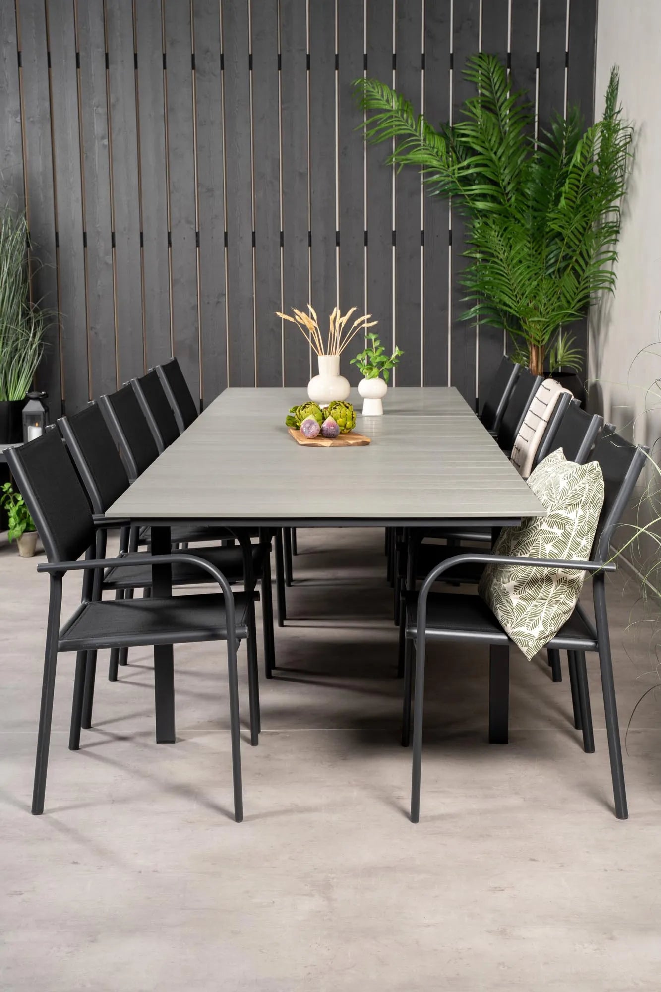 Elegantes Santorini-Tischset für 8 von Venture Home, 224cm lang.