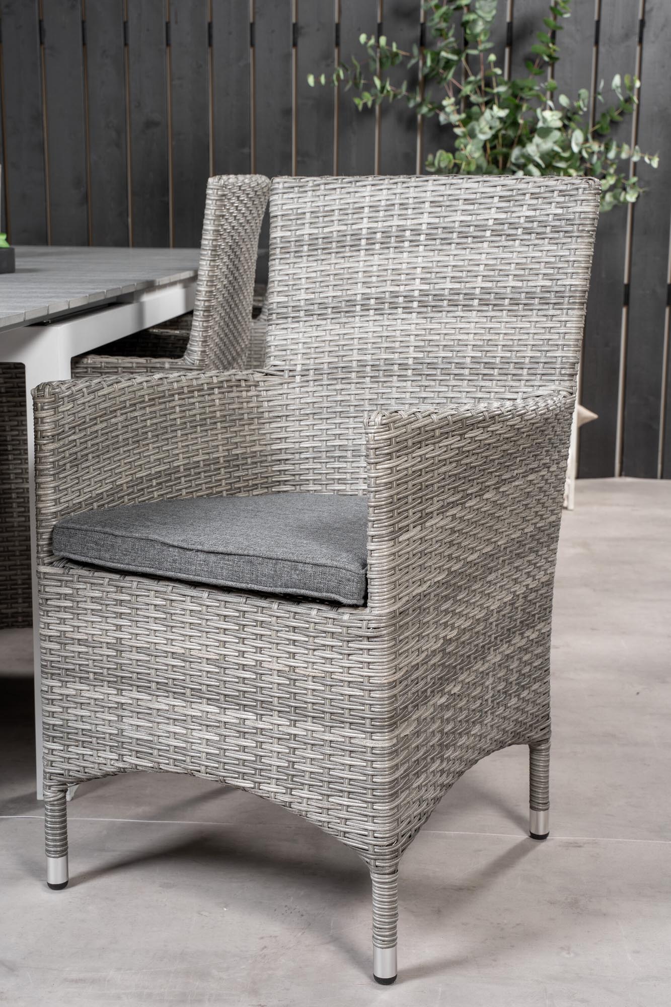 Levels Outdoor-Tischset + Malin 229cm/8St. in Grau präsentiert im Onlineshop von KAQTU Design AG. Gartentischset ist von Venture Home