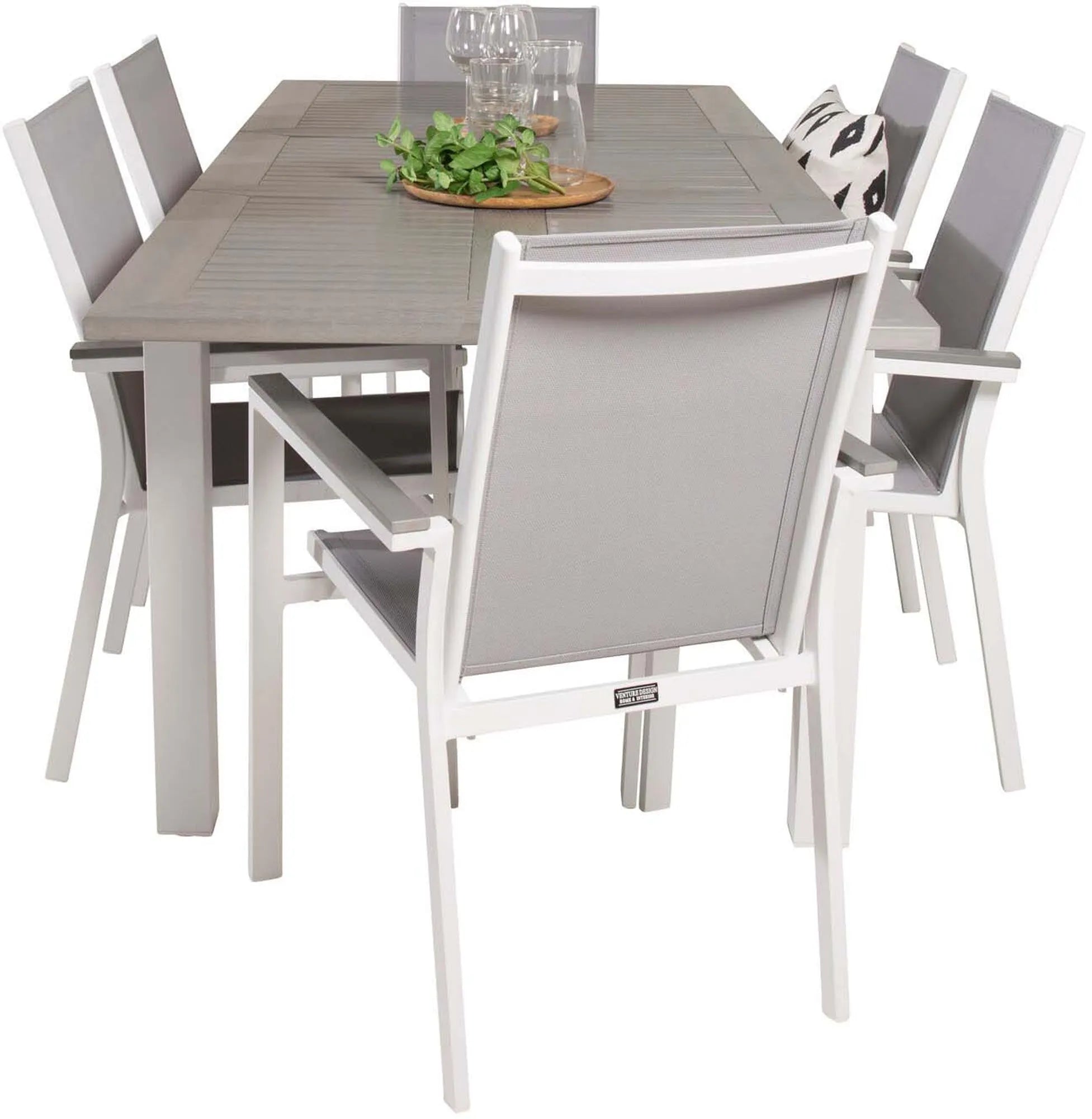 Stilvolles Albany Tischset: Ideal für gesellige Outdoor-Abende.