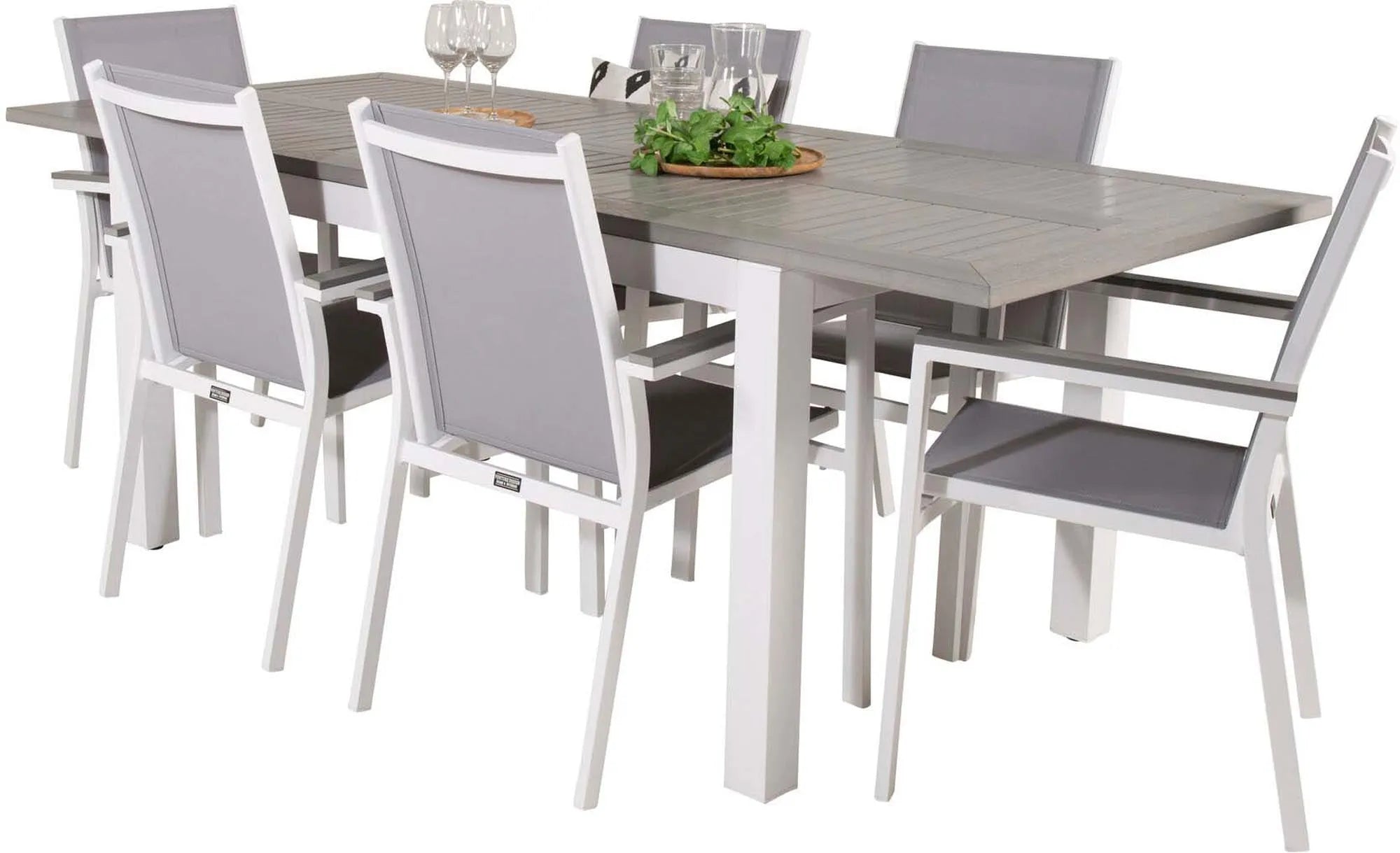 Elegantes Albany Tischset: Perfekt für stilvolle Gartenmomente.