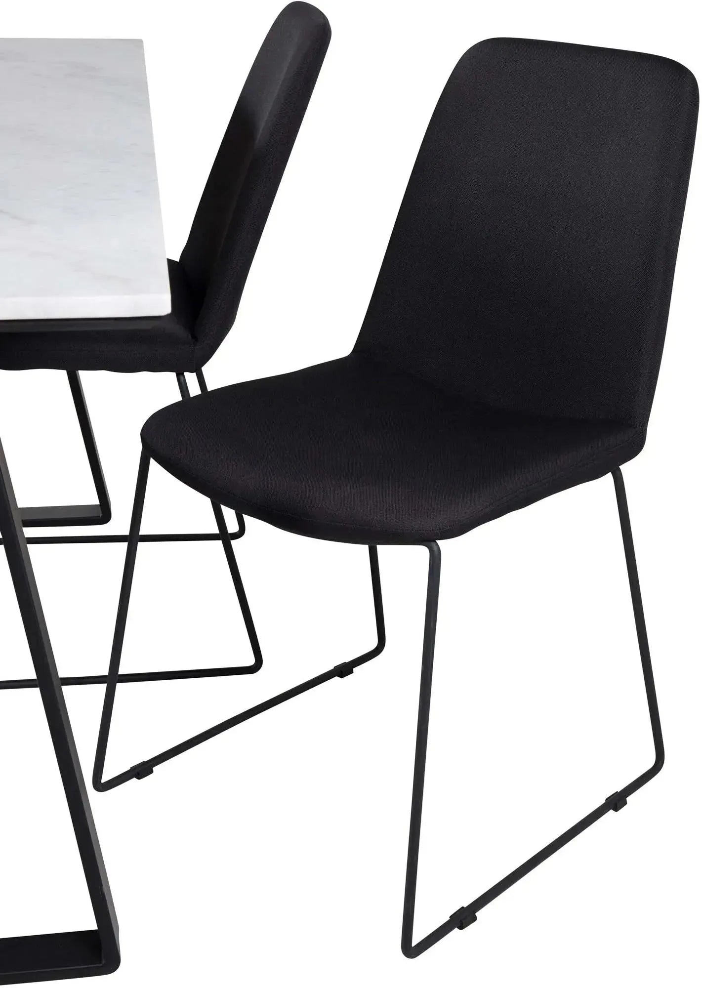 Modernes Esszimmerset mit 140cm Tisch und 4 Stühlen von Venture Home.