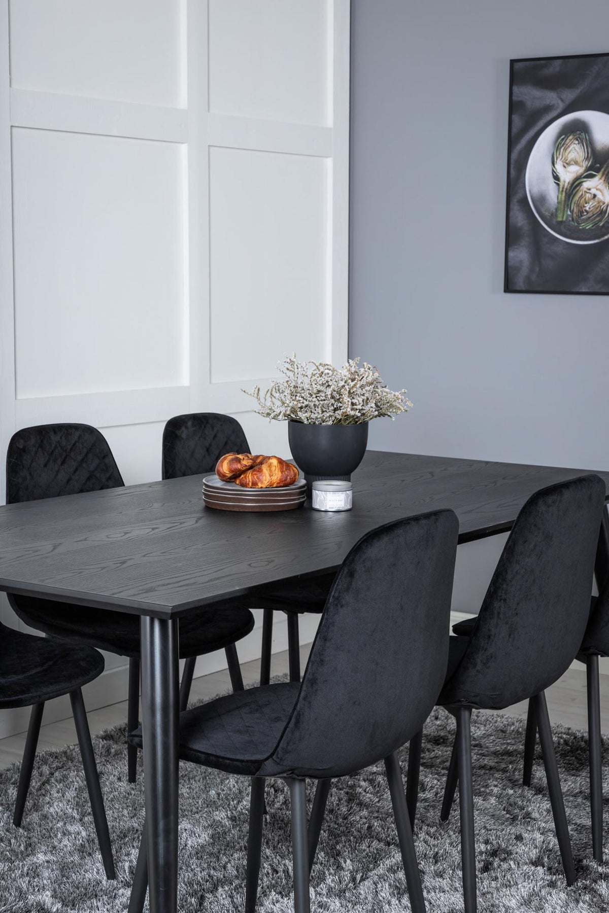 Dipp Esszimmerset + Polar Diamond 180cm/6St. in Schwarz präsentiert im Onlineshop von KAQTU Design AG. Esszimmerset ist von Venture Home