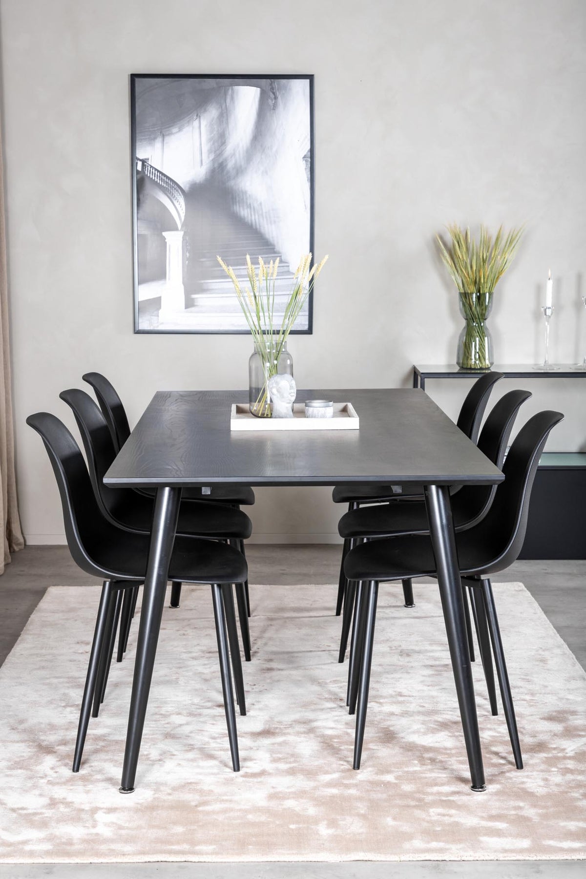 Dipp Esszimmerset + Polar Plastic 180cm/6St. in Schwarz präsentiert im Onlineshop von KAQTU Design AG. Esszimmerset ist von Venture Home