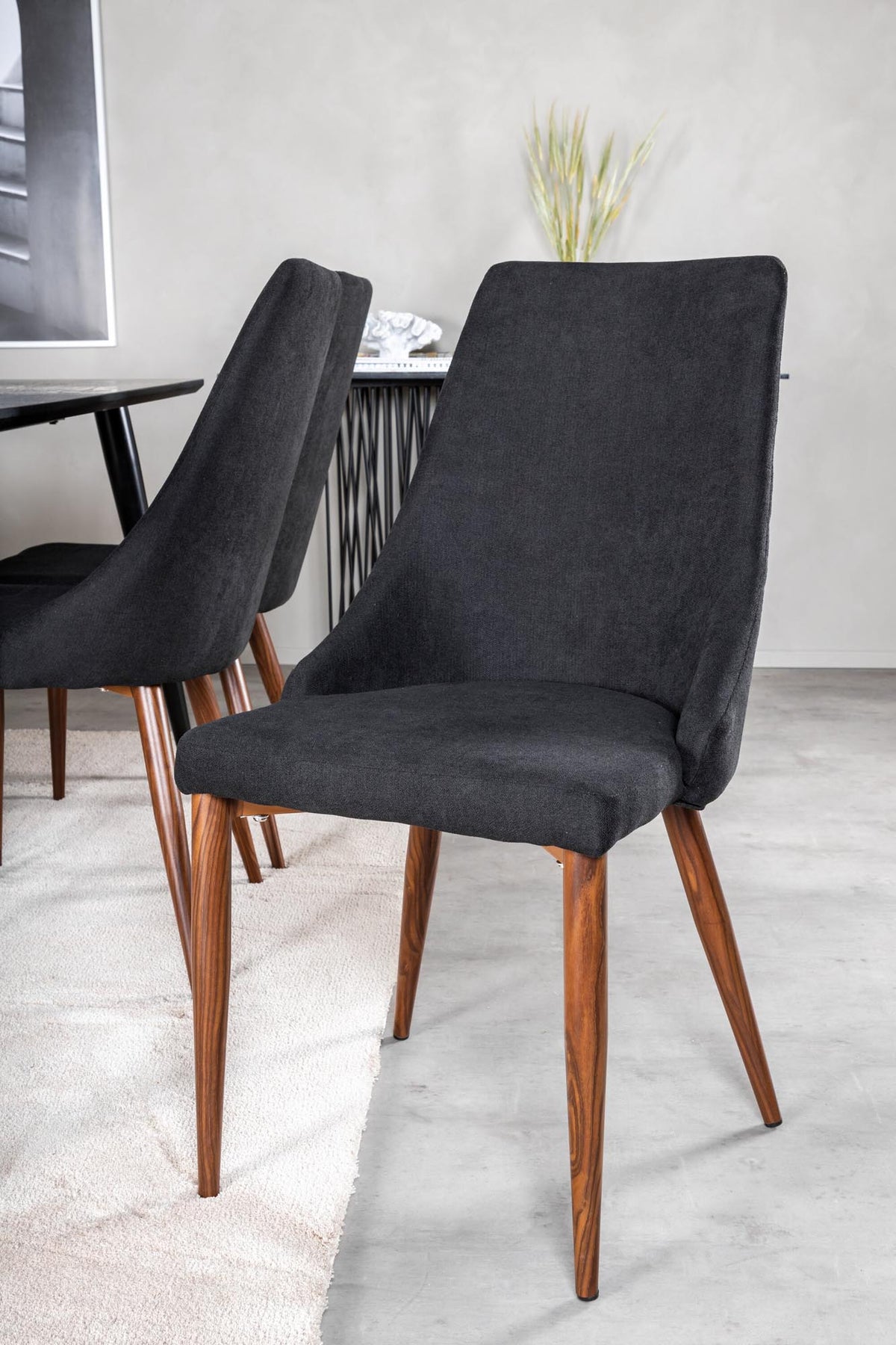 Dipp Esszimmerset + Leone 180cm/6St. in Schwarz, Natur präsentiert im Onlineshop von KAQTU Design AG. Esszimmerset ist von Venture Home