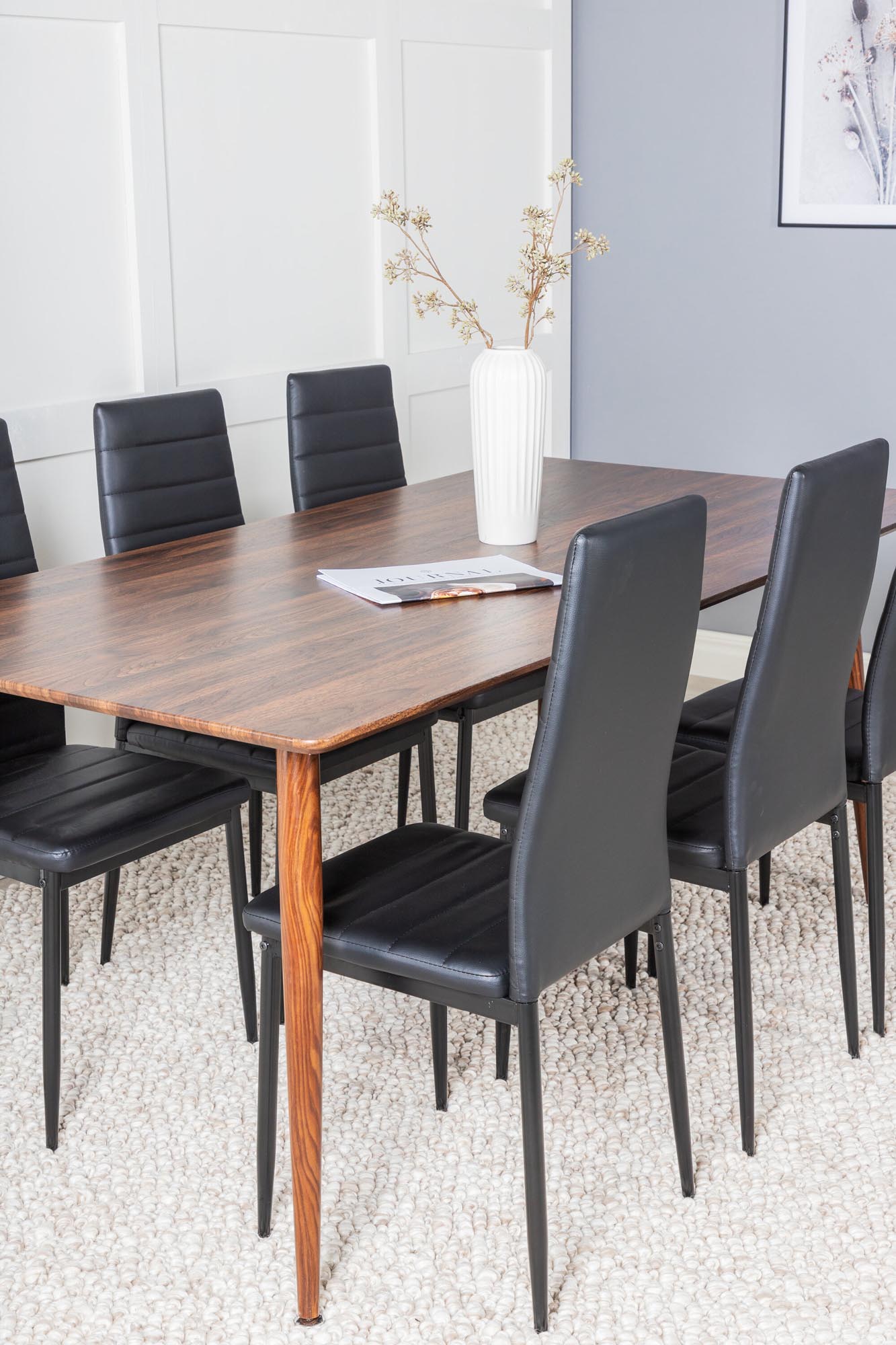 Stilvolles Polar Esszimmerset für gesellige Abende mit 6 Personen.