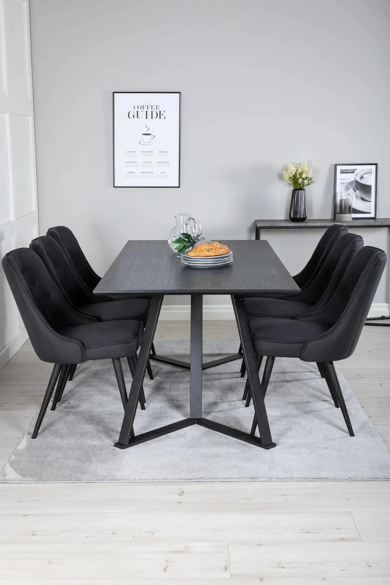 Elegantes Marina Esszimmerset Velvet: Modernes Design für Ihr Zuhause.