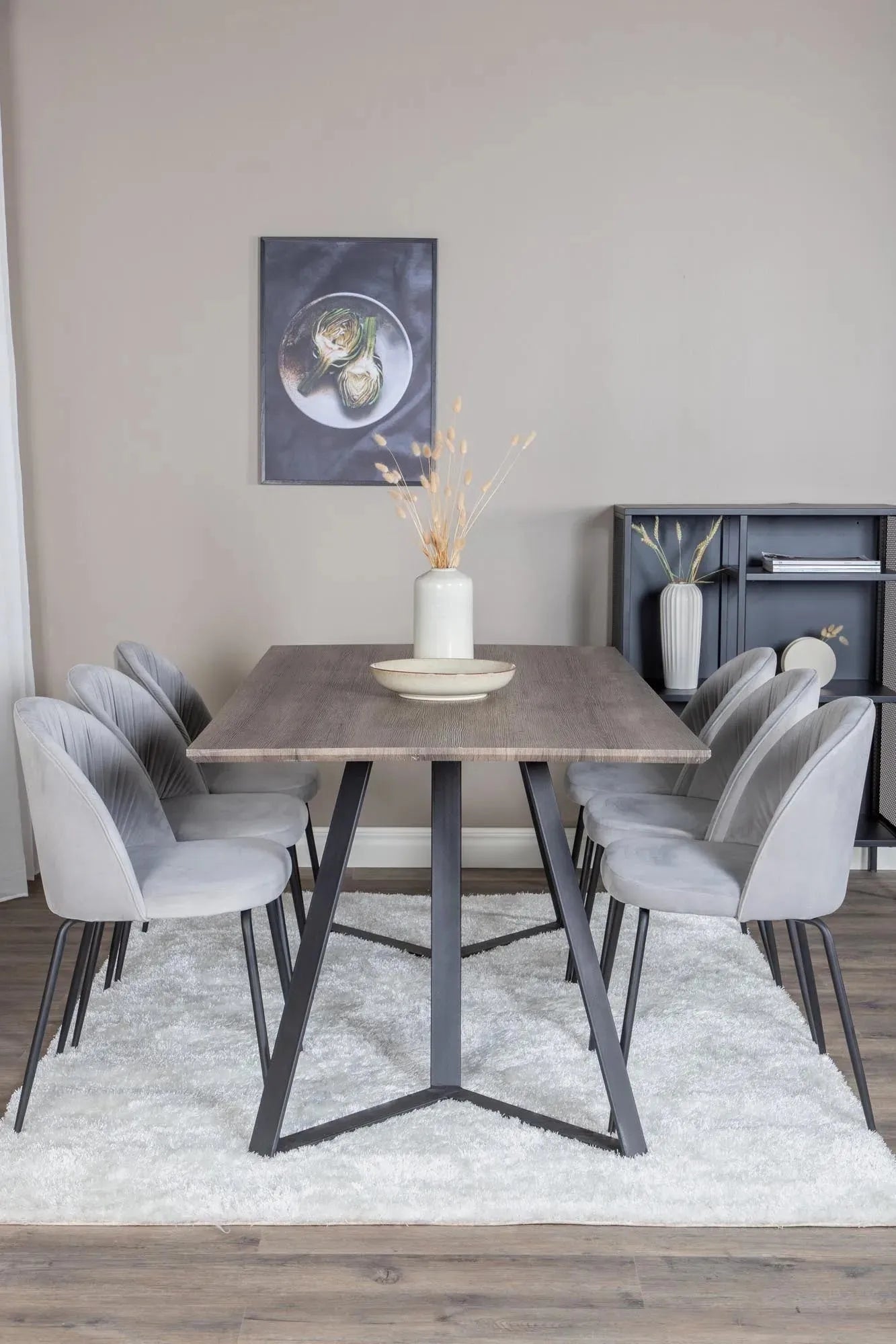 Elegantes Esszimmerset: 180cm Holztisch & 6 Samtstühle. Modern, komfortabel, pflegeleicht. Perfekt für stilvolle Runden.