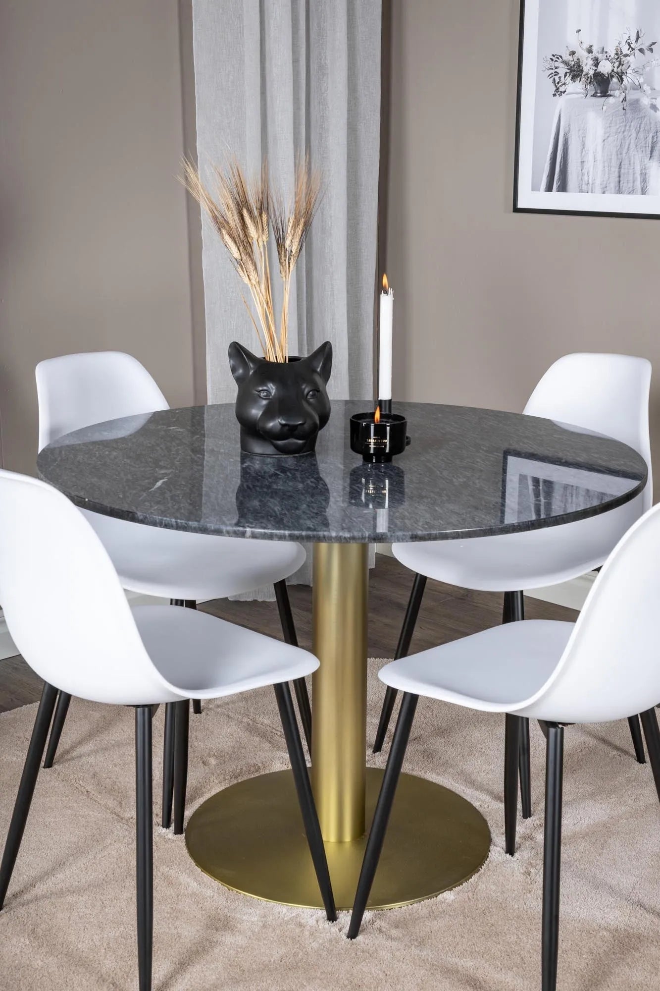 Elegantes Esszimmerset Estelle: Perfekte Harmonie aus Stil und Komfort.