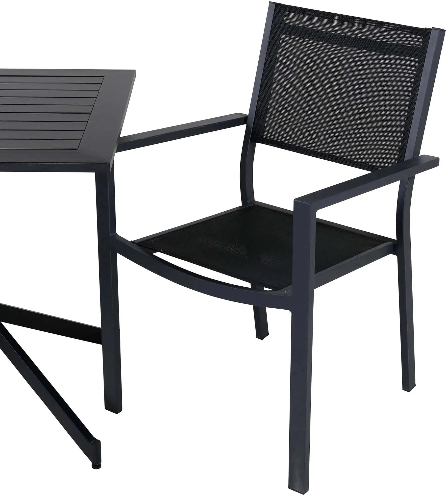 Venture Home: Robustes Tischset für entspannte Outdoor-Abende.