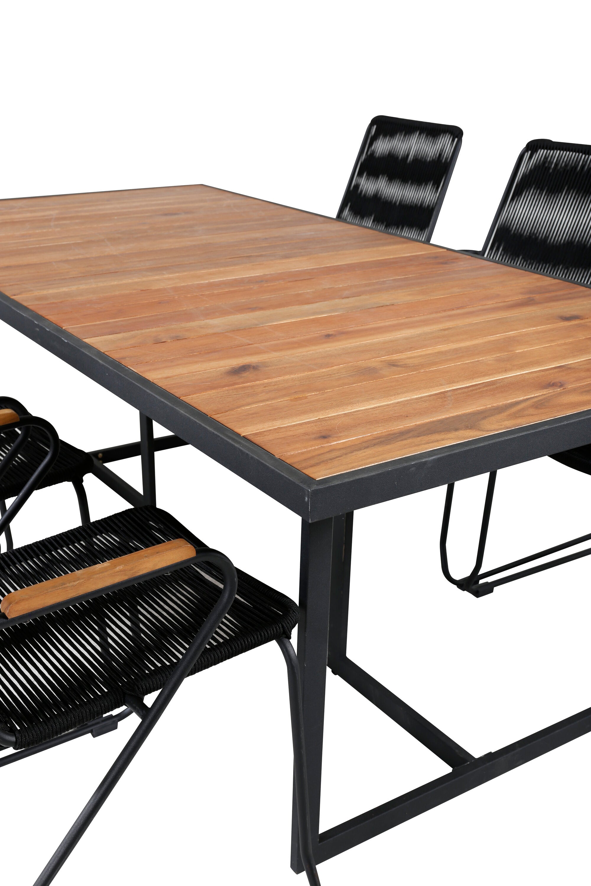 Elegantes Gartenset aus robustem Acacia-Holz, ideal für stilvolle Outdoor-Dinner.