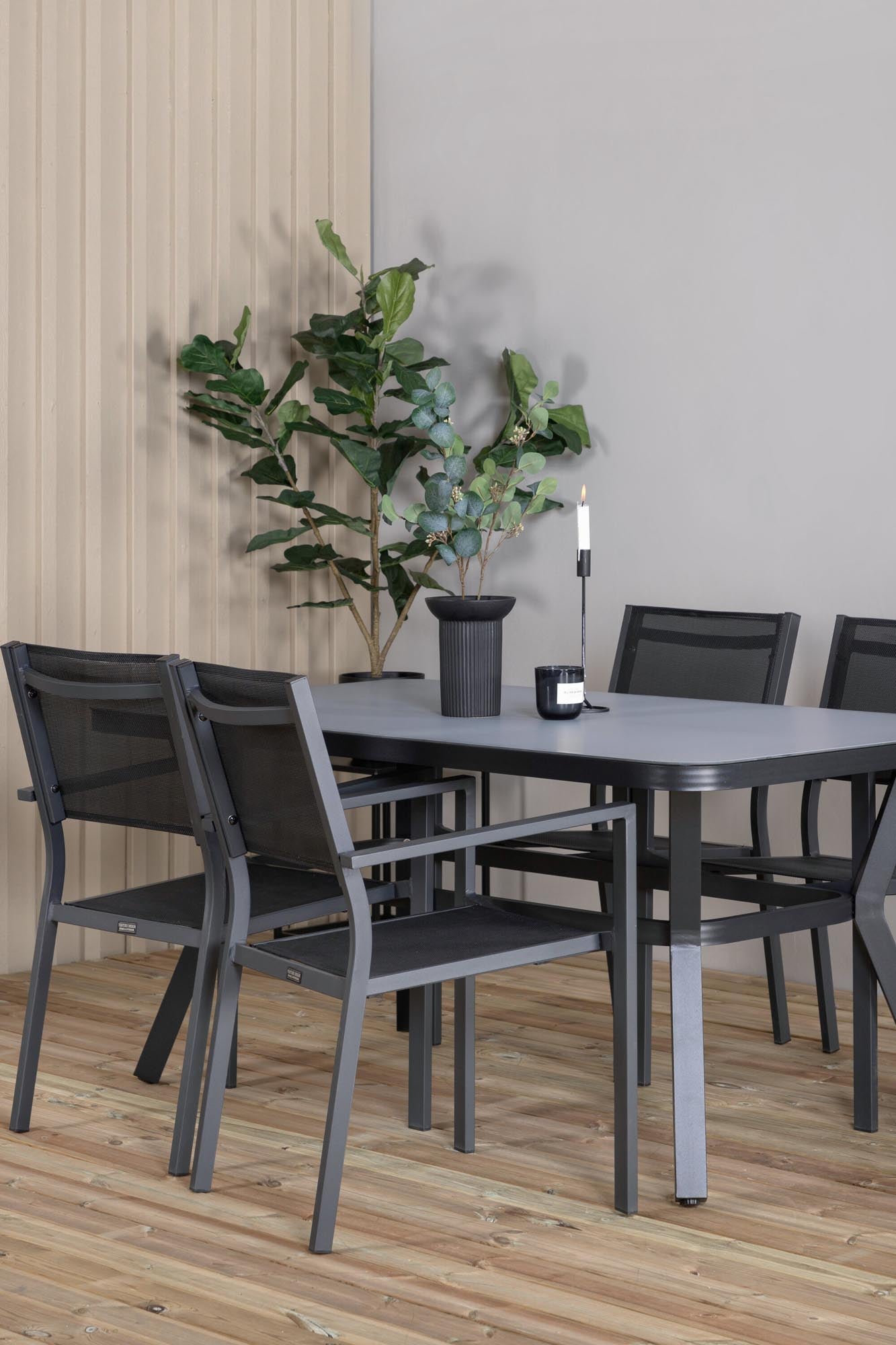 Modernes Virya Esszimmer Set mit 4 Stühlen von Venture Home.