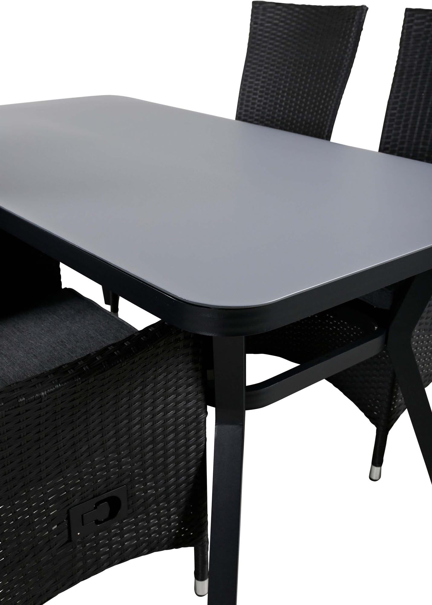 Virya Outdoor-Tischset + Padova 160cm/4St. in Schwarzgrau präsentiert im Onlineshop von KAQTU Design AG. Gartentischset ist von Venture Home