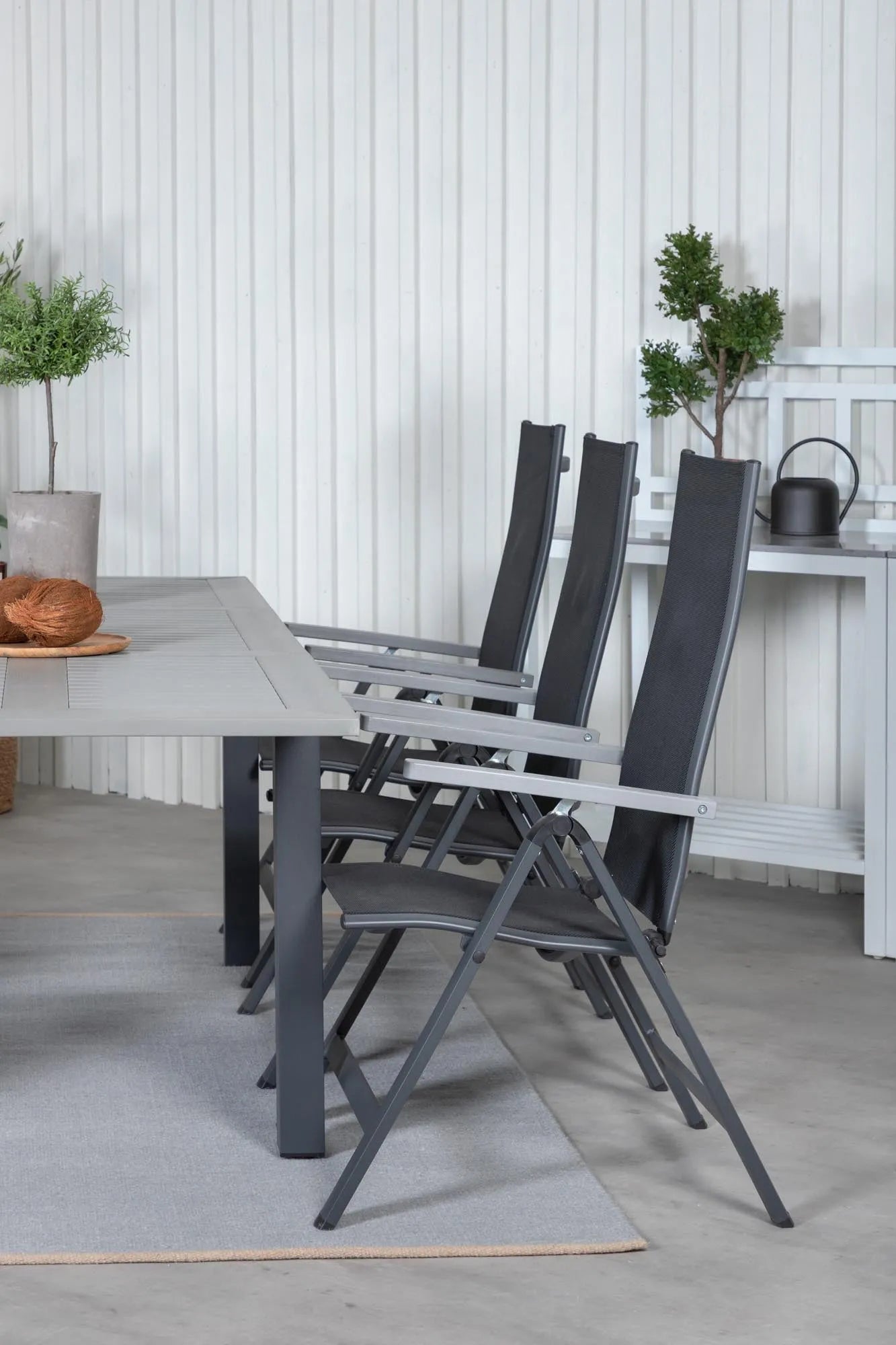 Venture Home Albany: Anpassbares Outdoor-Set mit 6 Stühlen.