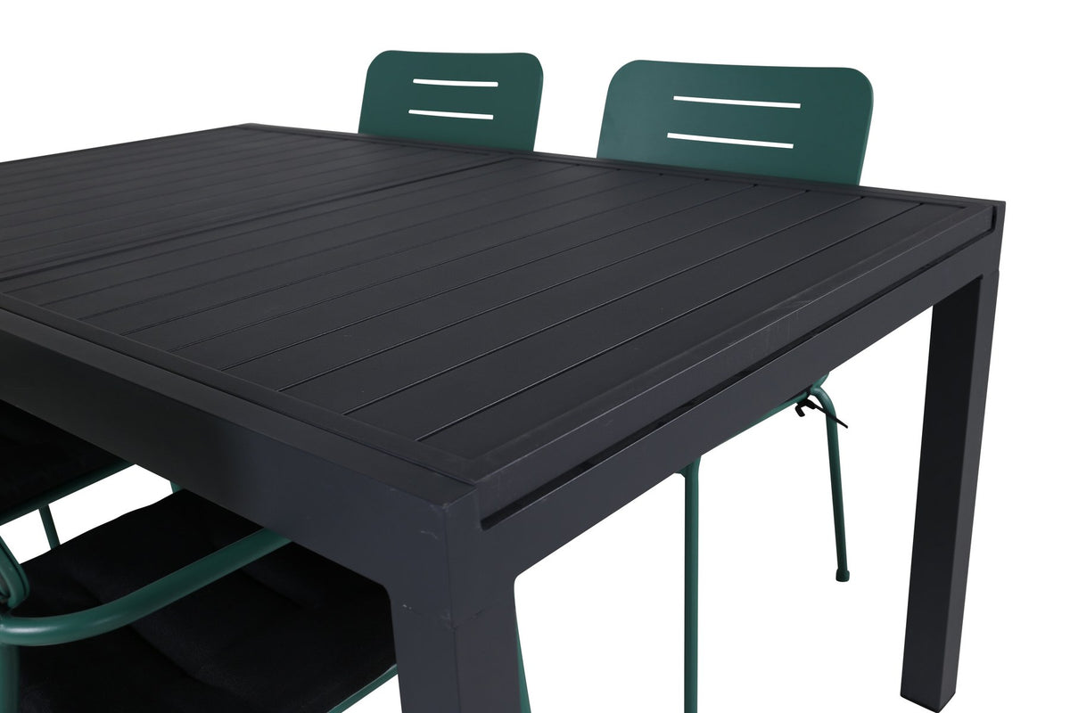 Gartentischset aus Aluminium: schwarzer, ausziehbarer Esstisch 160x100 cm und zwei grüne, stapelbare Aluminiumstühle mit Polyesterbezug.