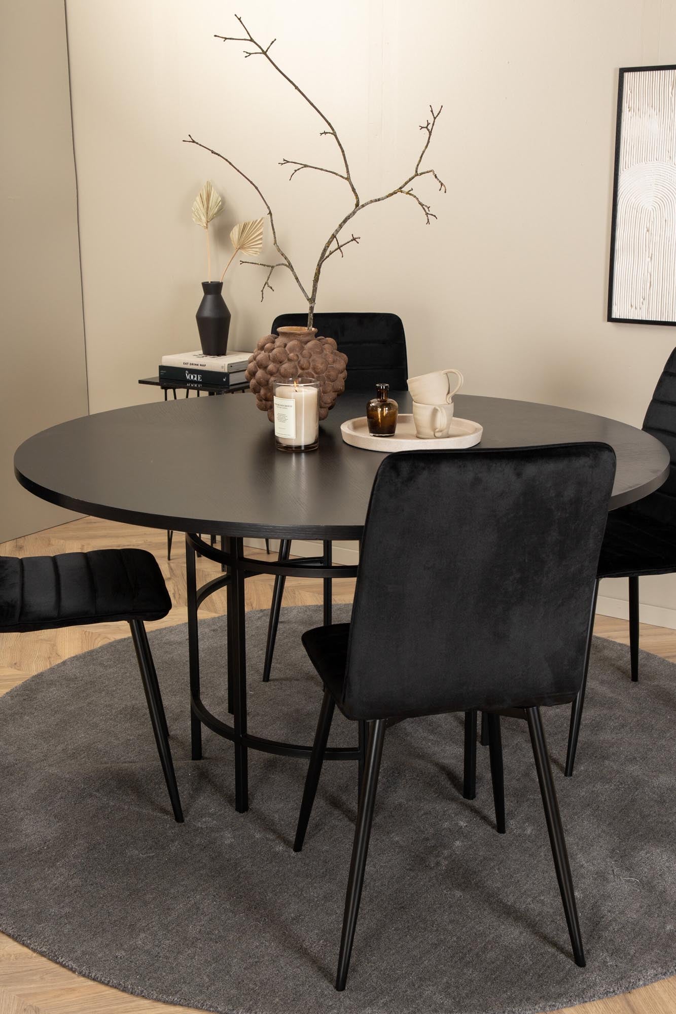 Esszimmerset Copenhagen + Windu ⌀140cm/4St. in Schwarz präsentiert im Onlineshop von KAQTU Design AG. Esszimmerset ist von Venture Home
