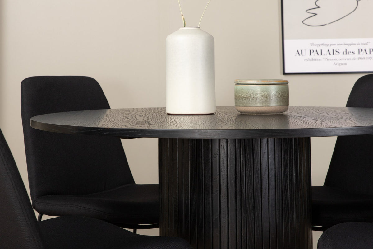 Schwarzes Bartischset Bianca mit vier Muce-Stühlen, Tischplatte aus MDF mit Furnier, Stuhlbeine aus schwarzem Metall, Sitz aus Polyester.