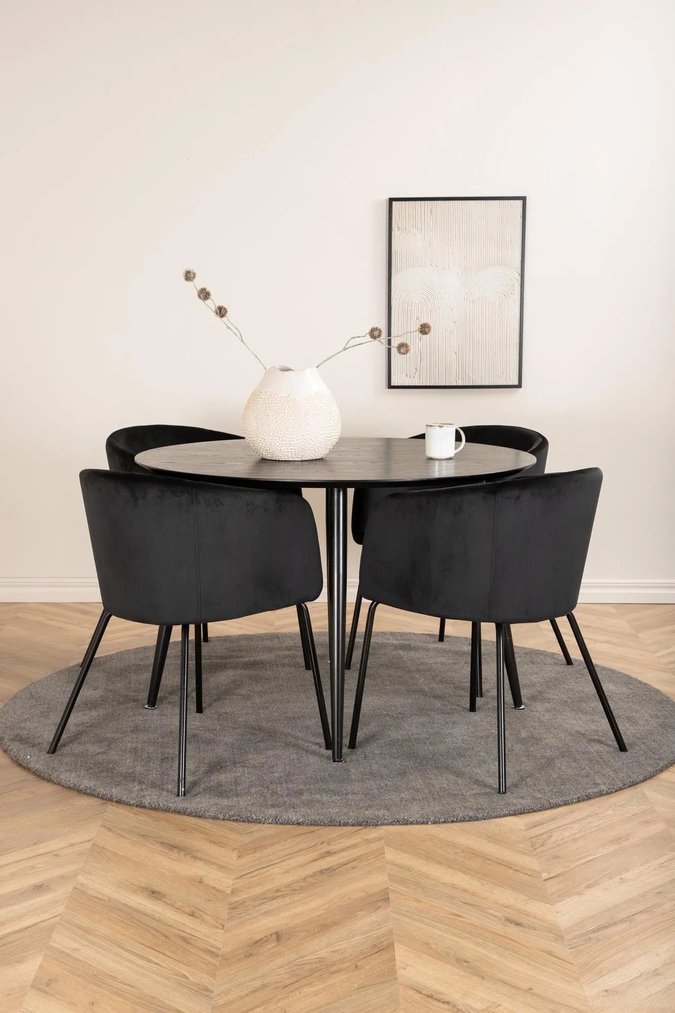 Modernes Esszimmerset Dipp + Berit, 115cm, 4 Stühle, von Venture Home.