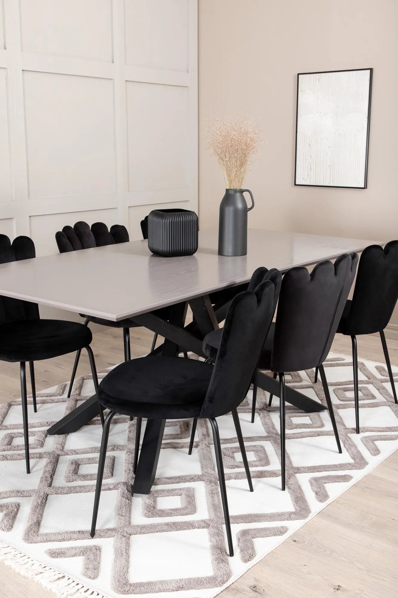 Elegantes Esszimmerset für 6: Modernes Design trifft Funktionalität.