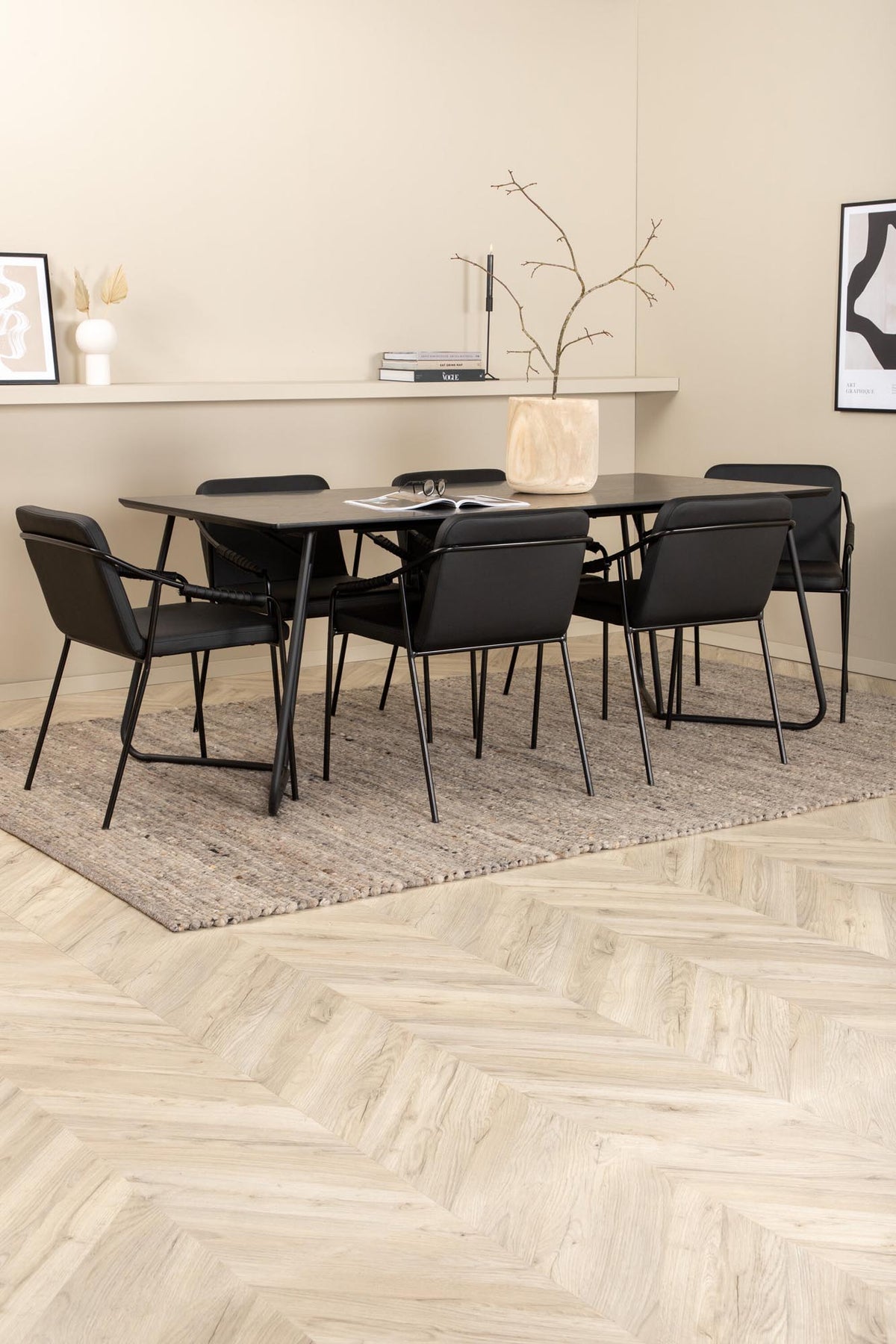 Petra Esszimmerset + Tvist 190cm/6St. in Schwarz präsentiert im Onlineshop von KAQTU Design AG. Esszimmerset ist von Venture Home