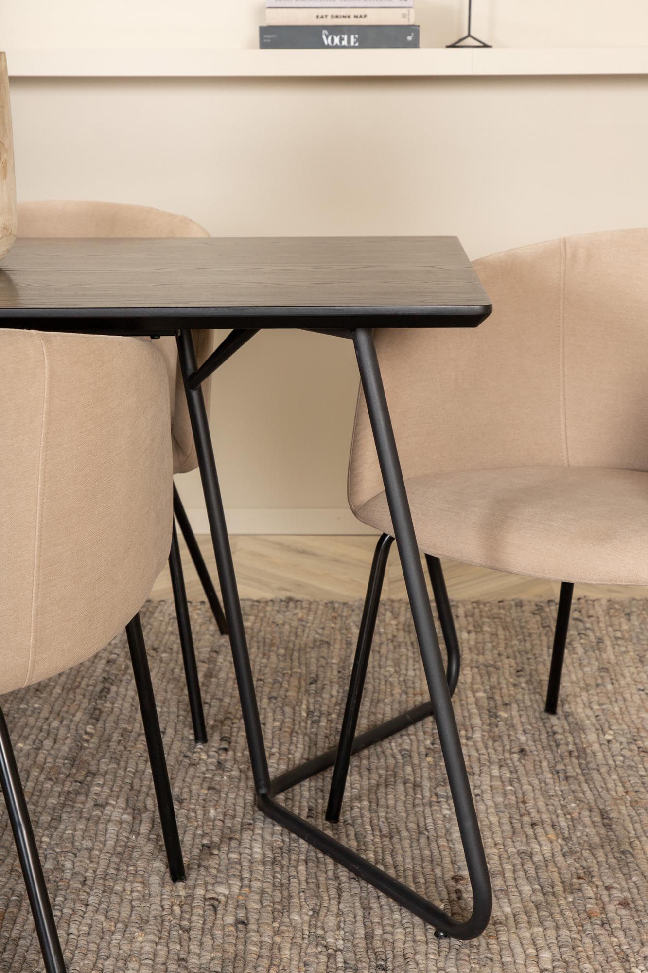 Modernes Petra Esszimmerset 190cm mit 6 Stühlen von Venture Home.