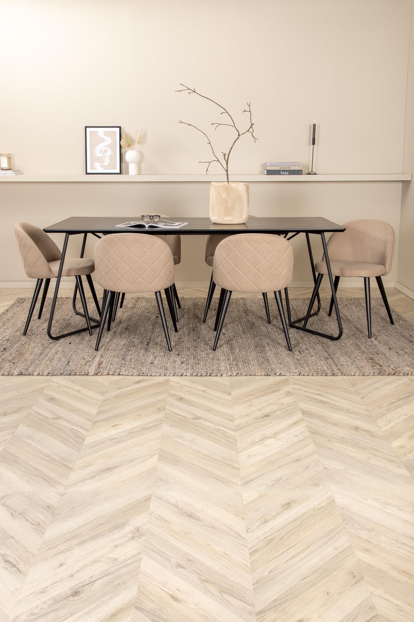 Petra Esszimmerset + Velvet Stitches 190cm/6St. in Beige, Schwarz präsentiert im Onlineshop von KAQTU Design AG. Esszimmerset ist von Venture Home