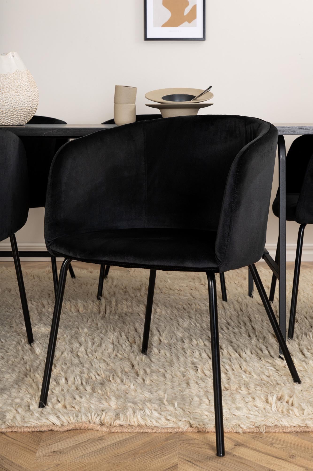Modernes Uno Esszimmerset mit 6 Berit Stühlen, 200cm, von Venture Home.