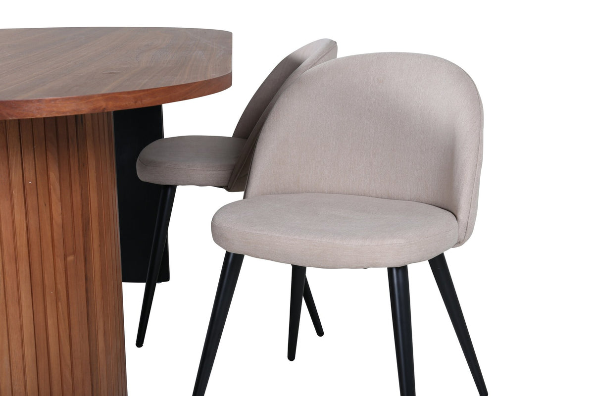 Ovaler Esstisch mit weiss gewaschenem schwarzem Furnier und vier Stühlen mit beige-schwarzem Polyester-Leinen-Bezug und Samtnähten